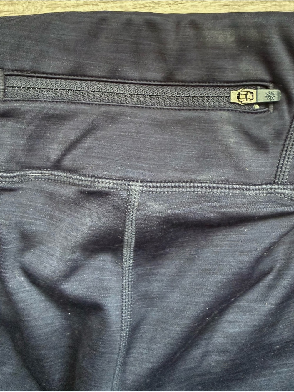 Athleta Women’s XXS Navy/Royal Blue/White 7/8 Athletic Leggings Zipped Pocket - Picture 7 of 7